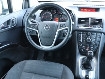 Opel Meriva II Mikrovan 1.4 Twinport ECOTEC 100KM 2011 Opel Meriva 1.4 i, Klima, Tempomat, zdjęcie 6