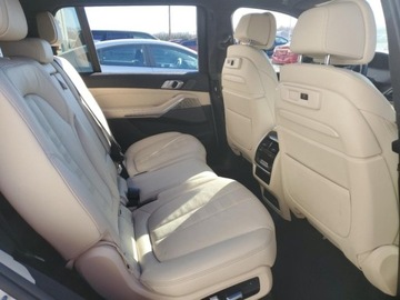 BMW X7 2021 BMW X7 2021 BMW X7 M50I 4.4 Benzyna 523KM, zdjęcie 11