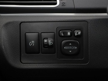 Toyota Verso Minivan Facelifting 1.6 D-4D 112KM 2015 Toyota Verso navi kamera panorama 7-osob. tempomat, zdjęcie 31