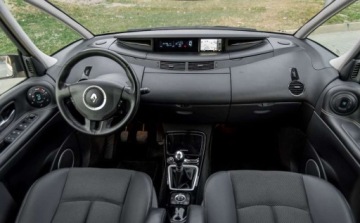 Renault Espace IV Van 2.0 dCi 130KM 2012 Renault Espace Renault Espace 2.0 Diesel 130KM, zdjęcie 35