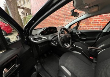 Peugeot 208 I Hatchback 3d 1.2 VTI 82KM 2014 Peugeot 208 Salon PL Czujniki Kamera niski przebieg Gwarancja w cenie Waw, zdjęcie 6