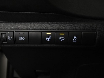 Toyota Corolla XII Hatchback 1.2 Turbo D-4T 116KM 2019 Toyota Corolla Historia serwisowa ASO navi Kamera, zdjęcie 35