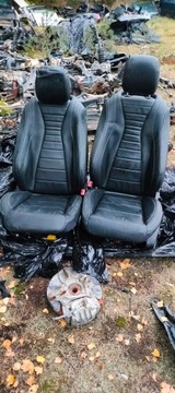 Komplet foteli kanapa Mercedes e klasa kombi w213 podłoga dywaniki AMG