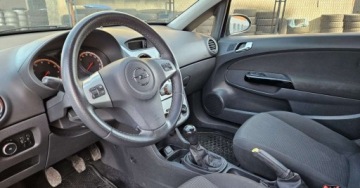 Opel Corsa D Hatchback 5d Facelifting 1.2 Twinport ECOTEC 85KM 2013 Opel Corsa 1.2 85KM Salon Polska Klima Koniec 2013 1.2 Benzyna 85KM, zdjęcie 18