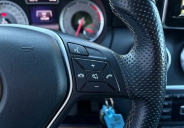 Mercedes Klasa A W176 Hatchback 5d Facelifting 200 156KM 2015 Mercedes-Benz Klasa A 1.6 156 KM gwarancja FABRYCZNY LAKIER bezwypadkow, zdjęcie 23