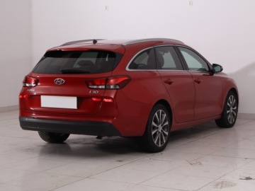 Hyundai i30 III Wagon 1.0 T-GDi 120KM 2017 Hyundai i30 1.0 T-GDI, Salon Polska, Serwis ASO, zdjęcie 4