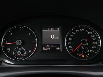 Volkswagen Touran II 2.0 TDI 140KM 2012 VW Touran 2.0 TDI, DSG, 7 miejsc, Klima, zdjęcie 10