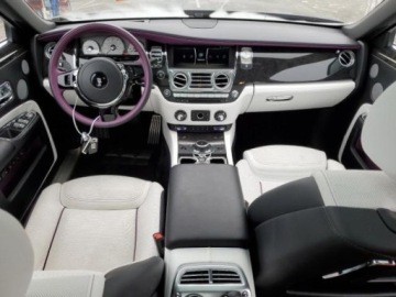 Rolls-Royce 2018 Rolls-Royce Ghost 2018 ROLLS-ROYCE GHOST silnik benzyna 6.6 L 6.6 Benzyna, zdjęcie 8