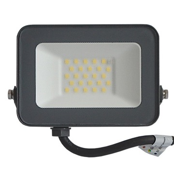 NAŚWIETLACZ LAMPA HALOGEN LED 50W 6500K CZUJNIK ZMIERZCHU