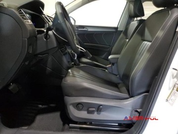Volkswagen Tiguan III 2024 Volkswagen Tiguan 2024 r., 2,0L SE 4x4 2.0 Benzyna 184KM, zdjęcie 7