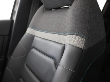 Citroen C4 III SUV 1.2 PureTech 130KM 2022 Citroen C4 automat full LED półskóra navi, zdjęcie 31