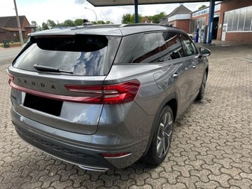 Skoda Kodiaq II 2025 SKODA Kodiaq Sportline 2.0 TSI DSG 4x4 Suv 204KM 2025, zdjęcie 6