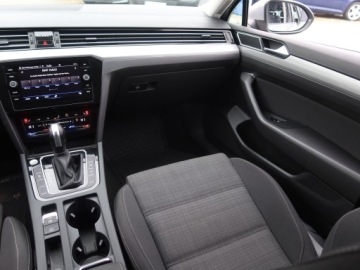 Volkswagen Passat B8 Variant Facelifting 1.5 TSI EVO 150KM 2022 VW Passat 1.5 TSI, Salon Polska, 1. Właściciel, zdjęcie 7
