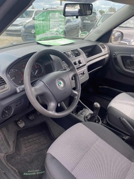 Skoda Roomster Mikrovan 1.2 12V 70KM 2009 Skoda Roomster 1,2 benzyna 2009, zdjęcie 5