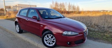 Alfa Romeo 147 Hatchback 1.9 JTD 115KM 2005 Alfa Romeo 147 Ladna alfa 147 1.9JTD 115KM 5drzwi 1.9 Diesel 115KM