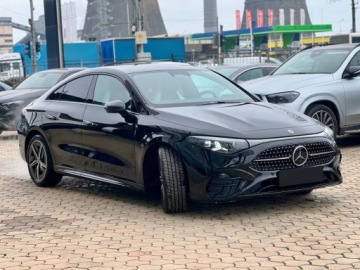 Mercedes CLA C118/X118 2025 MERCEDES-BENZ CLA 200 AMG Line Sedan 1.5 (163KM) 2025, zdjęcie 2