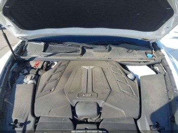 Bentley Bentayga 2021 Bentley Bentayga V8 2021 4.0l 4.0 Benzyna 542KM, zdjęcie 8