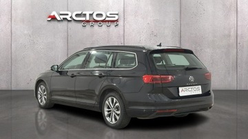 Volkswagen Passat B8 Variant Facelifting 2.0 TSI 190KM 2021 Volkswagen Passat 2.0 TSI Business DSG Kombi, zdjęcie 2