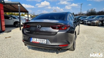 Mazda 3 IV Sedan 2.0 Skyactiv-G 122KM 2019 Mazda 3 2.0BENZ manual Navi kamera head up podgrz kierownica 2.0 Benzyna, zdjęcie 31