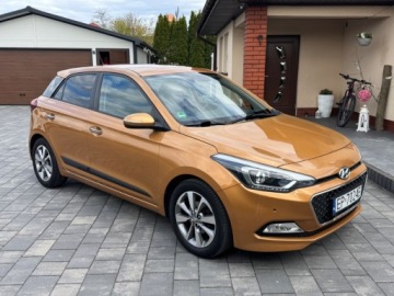 Hyundai i20 I Hatchback 5d Facelifting 1.2 DOHC 85KM 2015 Hyundai i20 1.2 Benzyna Pierwszy Wlasciciel Bogata Wersja 1.2 Benzyna, zdjęcie 2