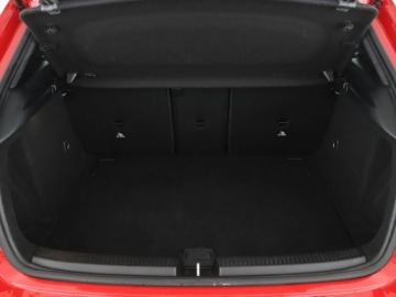 Mercedes Klasa A W177/V177 Hatchback 2.0 220 190KM 2018 Mercedes A 220 automat full LED półskóra duże, zdjęcie 19