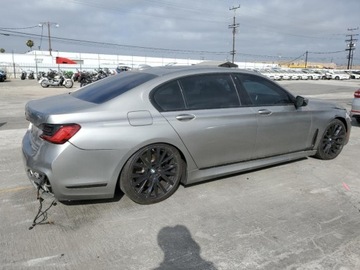 BMW Seria 7 G70 2022 BMW Seria 7 740i 2022 3.0l 3.0 Benzyna 335KM, zdjęcie 3