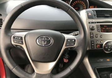 Toyota Verso Minivan 2.0 D-4D 126KM 2010 Toyota Verso Toyota Verso 2.0 D-4D Sol plus 2.0 Diesel 126KM, zdjęcie 8
