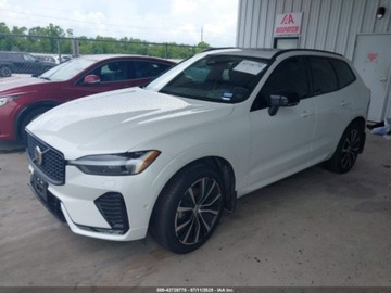 Volvo XC60 II 2023 Volvo XC 60 B5 Plus Dark Theme 2023 2.0l 2.0 Benzyna 247KM, zdjęcie 1