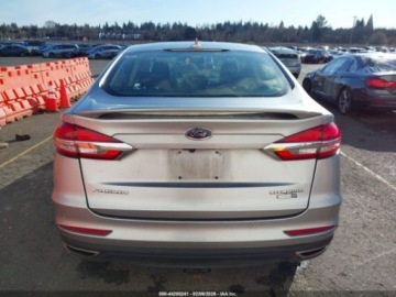 Ford 2020 Ford Inny Fusion Titanium, 2020r., 4x4, 2.0L 2.0 Benzyna 245KM, zdjęcie 7