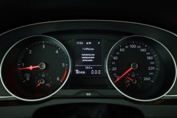 Volkswagen Passat B8 Variant 2.0 TDI BlueMotion SCR 150KM 2017 VW Passat 2.0 TDI, Automat, Navi, Klima, zdjęcie 7