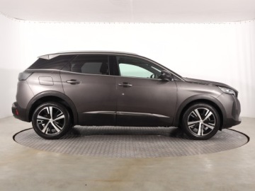 Peugeot 3008 II Crossover Facelifting  1.5 BlueHDi 130KM 2022 Peugeot 3008 1.5 BlueHDi, Salon Polska, zdjęcie 5