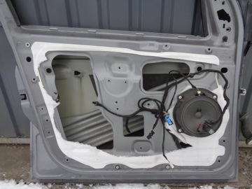 DVEŘE LANCIA DELTA 3 III 2008-2014R. LEVÉ PŘEDNÍ 617