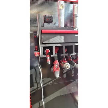 SZAFKA WISZĄCA NA NARZĘDZIA GNIAZDO 230V USB ROOKS