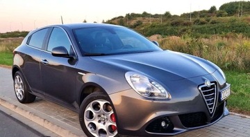 Alfa Romeo Giulietta Nuova II Hatchback 5d 2.0 JTD 16v 170KM 2012 Alfa Romeo Giulietta 2.0 JTDm 170KM Automat Skóra, zdjęcie 2