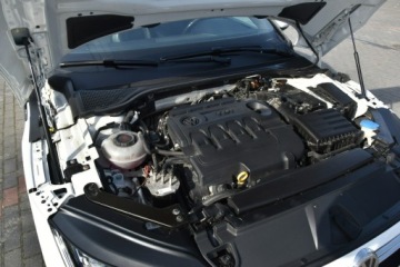 Volkswagen Arteon Fastback 2.0 TDI 150KM 2019 Volkswagen Arteon R-line 2.0TDi DSG 2019r. FullLED, zdjęcie 31