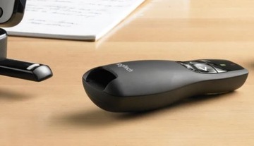 Лазерный презентатор Logitech R400