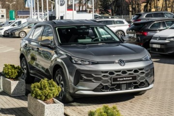 Volkswagen T-Roc I SUV Facelifting 1.5 TSI ACT 150KM 2026 Volkswagen T-Roc Life 1.5 eTSI 150 KM DSG -, zdjęcie 4