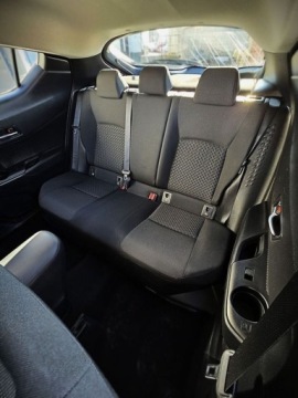 Toyota C-HR I Crossover Facelifting 1.8 Hybrid 122KM 2023 Toyota C-HR Toyota C-HR 1.8 Hybrid Comfort FV23 Gwarancja Salon PL, zdjęcie 22