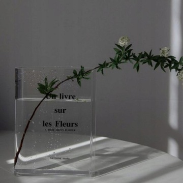 Современный минималистичный акриловый книжный шкаф