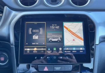 Suzuki 2025 Suzuki Vitara DEMO Premium Plus 1,4 mildHybrid 2WD 6MT Srebrny 1.4 140KM, zdjęcie 24