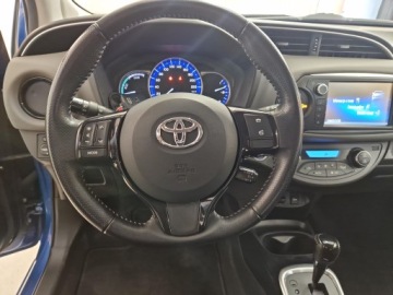Toyota Yaris III 2017 Toyota Yaris Hybrid 100 Premium III (2011-2019) To, zdjęcie 11