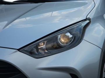 Toyota Yaris IV Hatchback 1.5 Hybrid Dynamic Force 116KM 2021 Toyota Yaris 1.5 HEV 116KM 1WŁ SalonPL VAT23 Grupa, zdjęcie 31