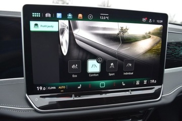 Volkswagen Passat B8 Variant Facelifting 2.0 TDI SCR 150KM 2024 Volkswagen Passat 2.0TDI 150KM Elegance IQ.Drive HAK Masaz ACC Kamera360 A, zdjęcie 18