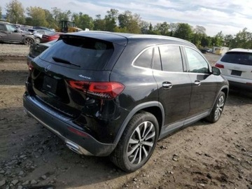 Mercedes GLA II 2021 Mercedes-Benz GLA 250, 2021r., 4matic, 2.0L, zdjęcie 2