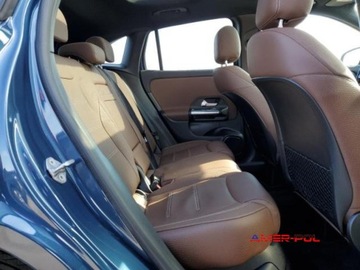 Mercedes GLA II 2021 Mercedes-Benz GLA 2021 r., 2,0L 250 4MATIC od ubezpieczalni 2.0 Benzyna, zdjęcie 10