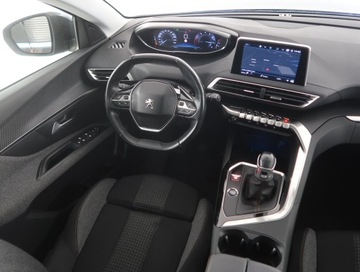 Peugeot 3008 II Crossover 1.2 PureTech 130KM 2018 Peugeot 3008 1.2 PureTech, Salon Polska, zdjęcie 6