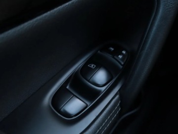 Nissan Qashqai II Crossover 1.2 DIG-T 115KM 2017 Nissan Qashqai 1.2 DIG-T, Salon Polska, Automat, zdjęcie 18
