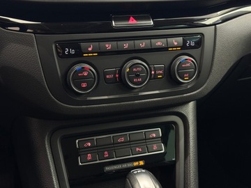 Volkswagen Sharan II Van Facelifting 1.4 TSI 150KM 2020 Volkswagen Sharan Highline / 7 osobowy / Elektrycz, zdjęcie 26