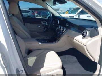 Mercedes GLC C253 2021 Mercedes-Benz GLC 2021r, 300, 2.0L 2.0 Benzyna 255KM, zdjęcie 11
