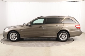 Mercedes Klasa E W212 Kombi 250 CGI BlueEFFICIENCY 204KM 2010 Mercedes E E 250, Automat, Skóra, Navi, Klima, zdjęcie 2